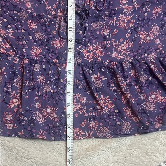 NWT Elegant Floral Lace-Up Blouse in Purple Wild Skye XL - Picture 7 of 11